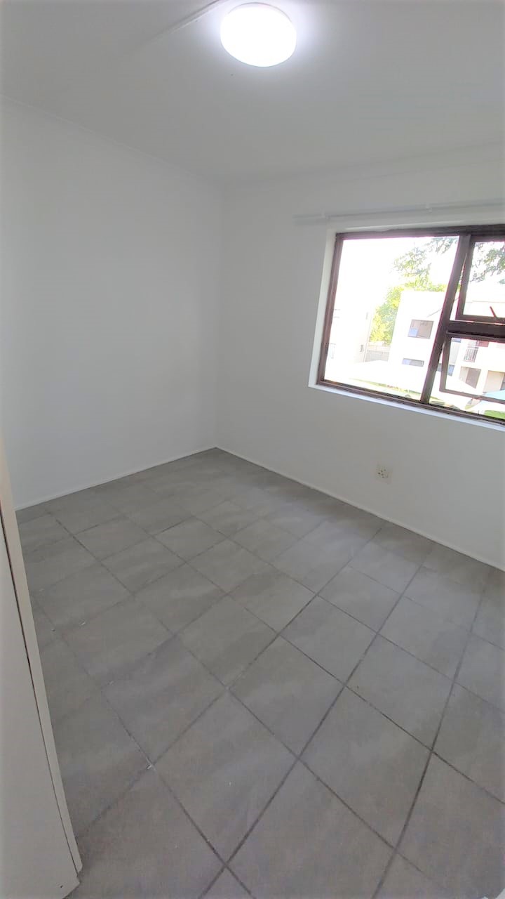 1 Bedroom Property for Sale in Groenvallei Western Cape